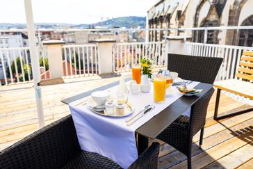 PYTLOUN SKY BAR & RESTAURANT PRAGUE